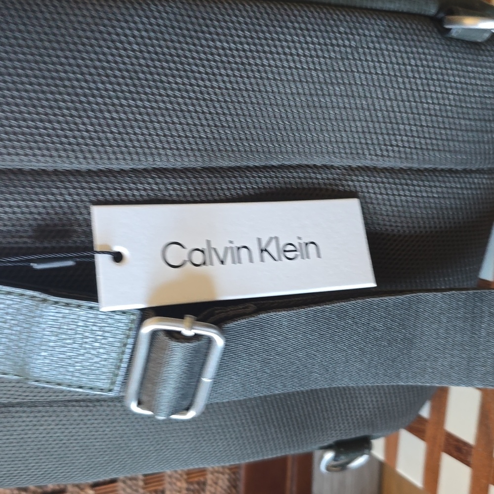 Calvin Klein Dark Green Men's Bag - Picture 6 of 8